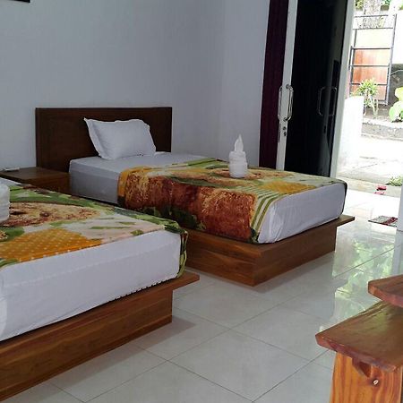 Jo Homestay Selong Belanak Exteriör bild